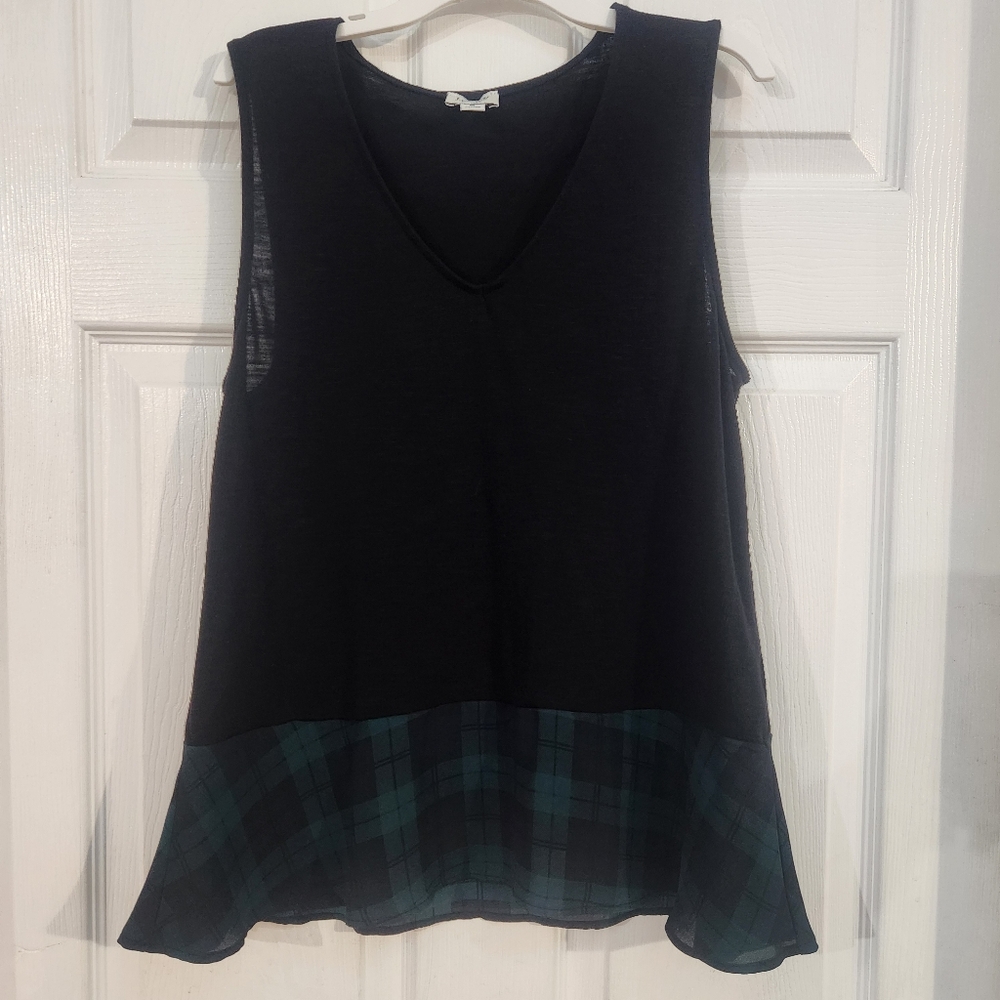 Black and Green Plaid Hem Women's Top